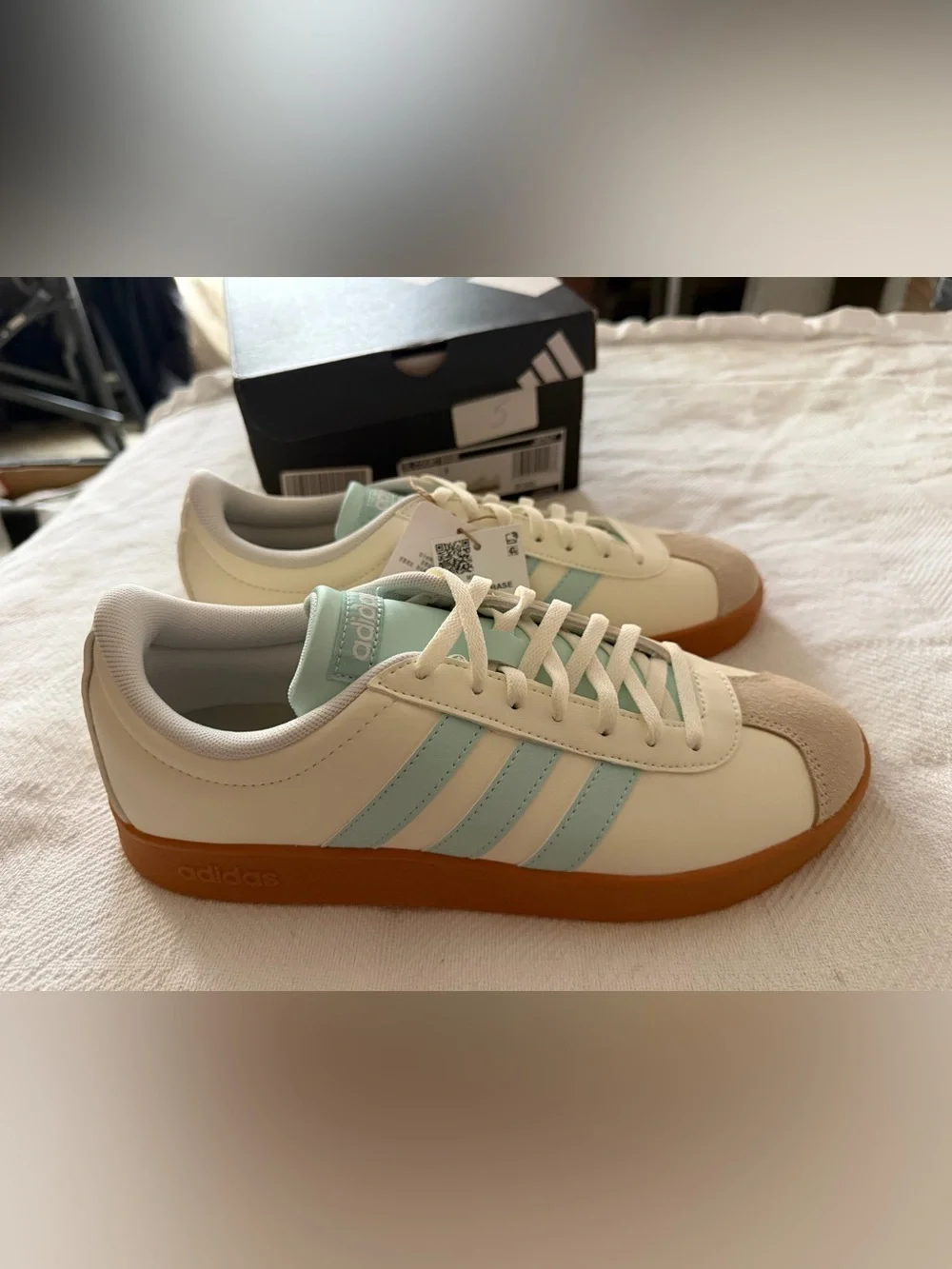 Adidas VL Court Base Women’s Sneakers - Cream, Light Blue & Gum - Picture 4 of 10